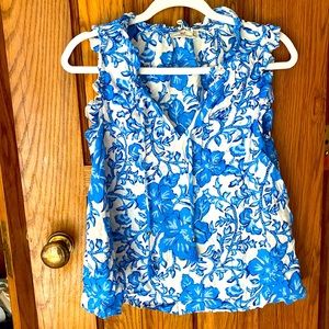 Vineyard Vines blue floral tank